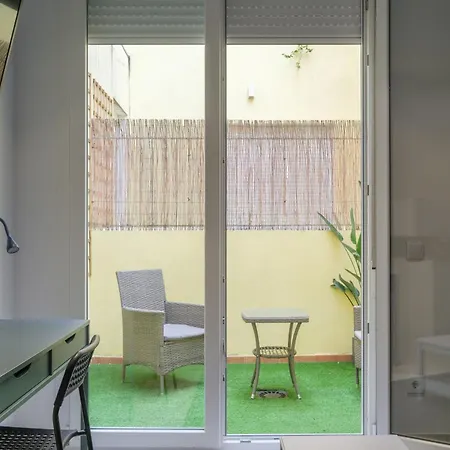 Sunny,private Terrace,wheelchair Access Aparthotel 4*
