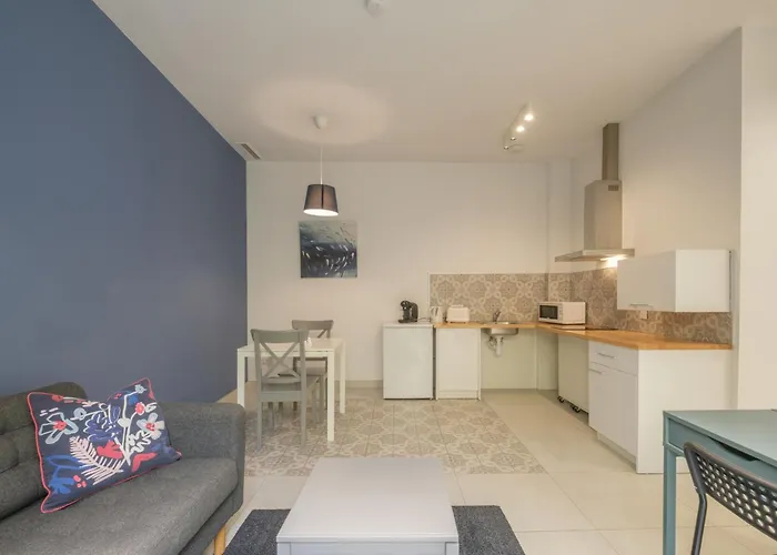 公寓式酒店 Sunny,private Terrace,wheelchair Access 4*